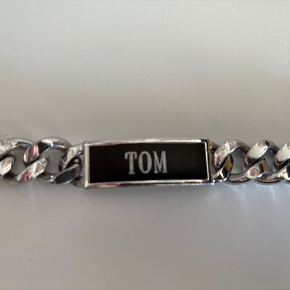 Vintage Speidel ID Bracelet Black Silver‎ Tone Thick Chain Engraved TOM 8.5" - Picture 2 of 8
